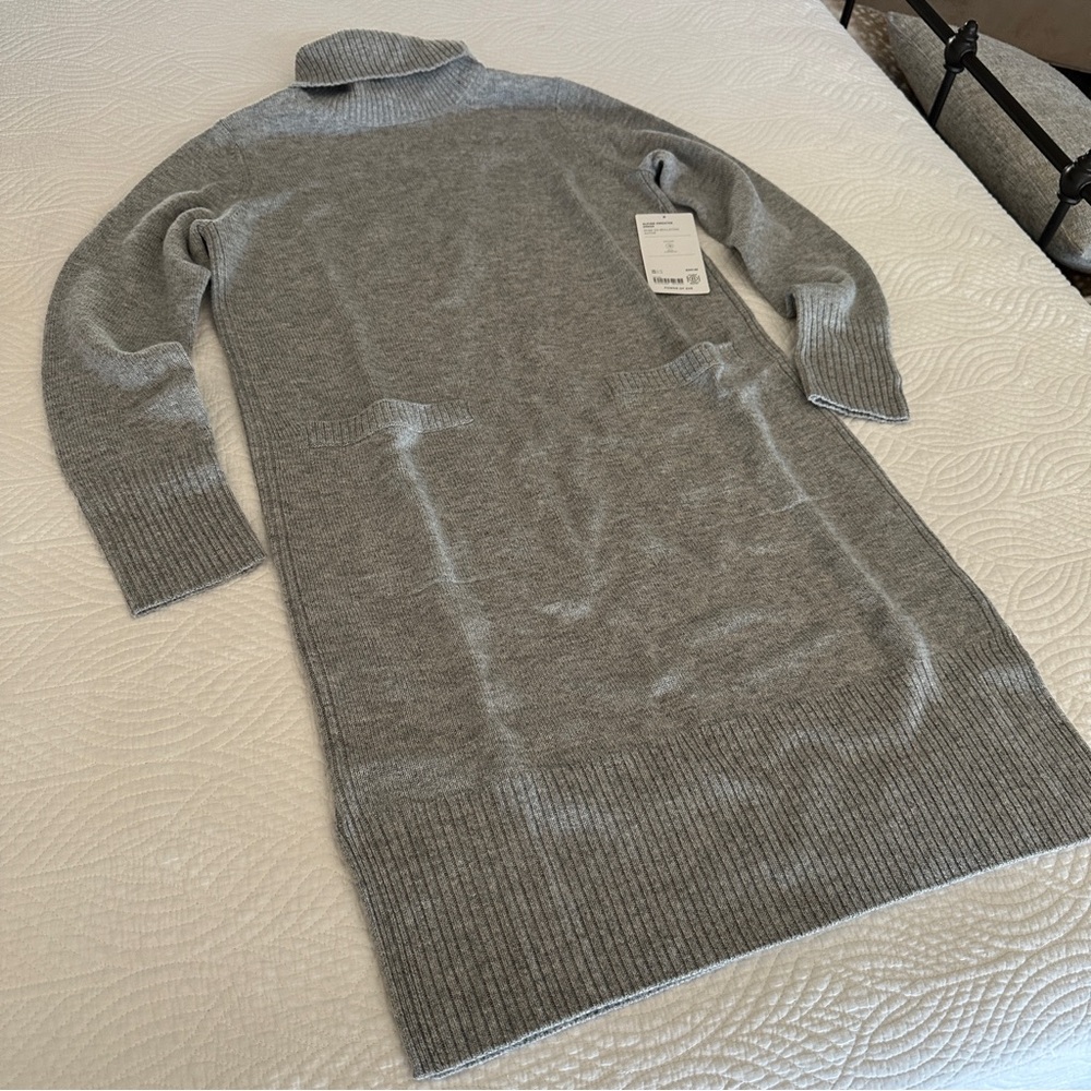 NWT Athleta Alpine Turtleneck Sweater Dress, Small Petite, Grey Heather - Picture 3 of 8